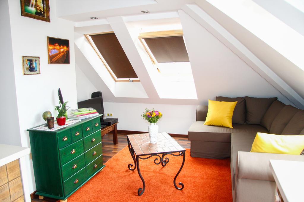 St. Gellert Square - Minilux Apartman Budapest Exterior photo
